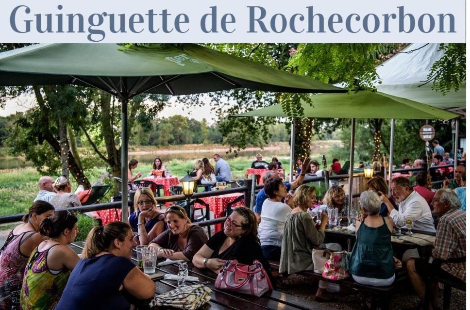 Chambre Jungle Dans Maison D'Hote "Le Petit Clouet"- Rochecorbon Exterior foto